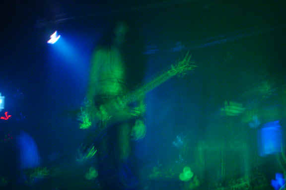 cool.jpg (82379 bytes)